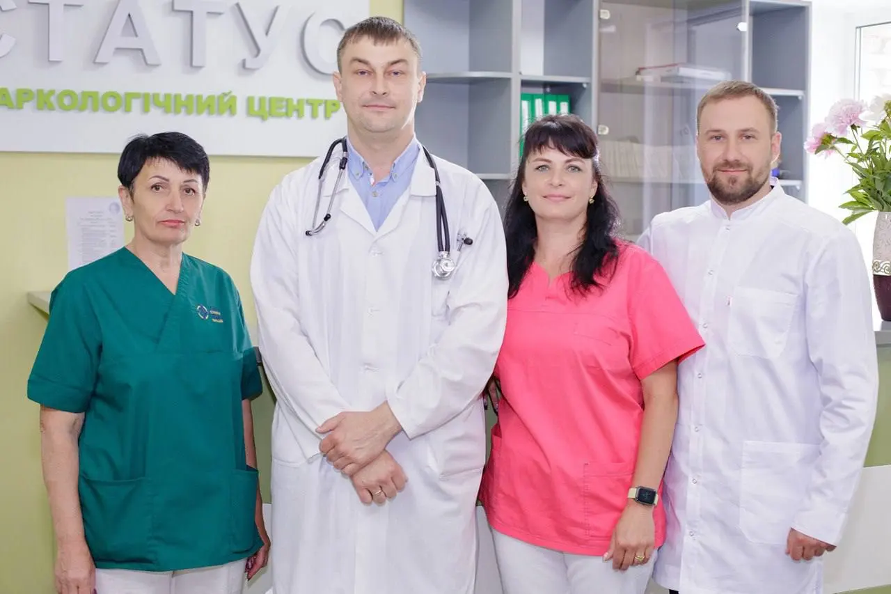 Медичний персонал центру «Статус»